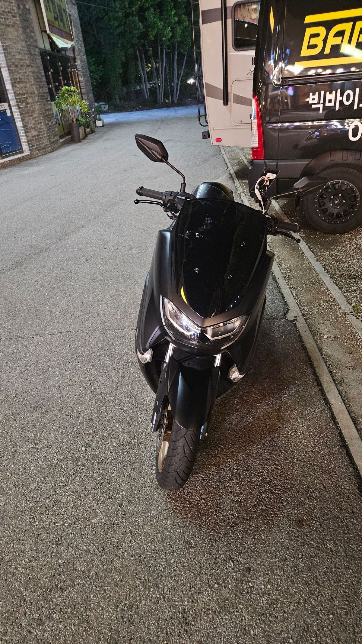 야마하 NMAX 125 more
