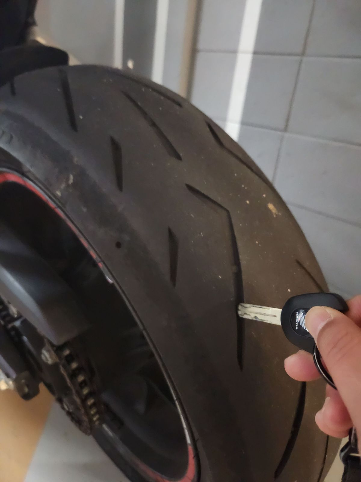 혼다 CBR 650 R MT 9
