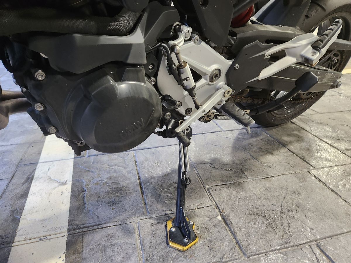 BMW F 900 XR 7
