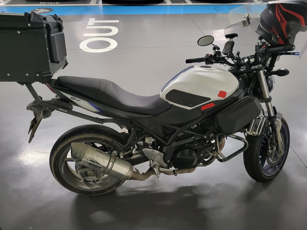 스즈키 SV 650 main