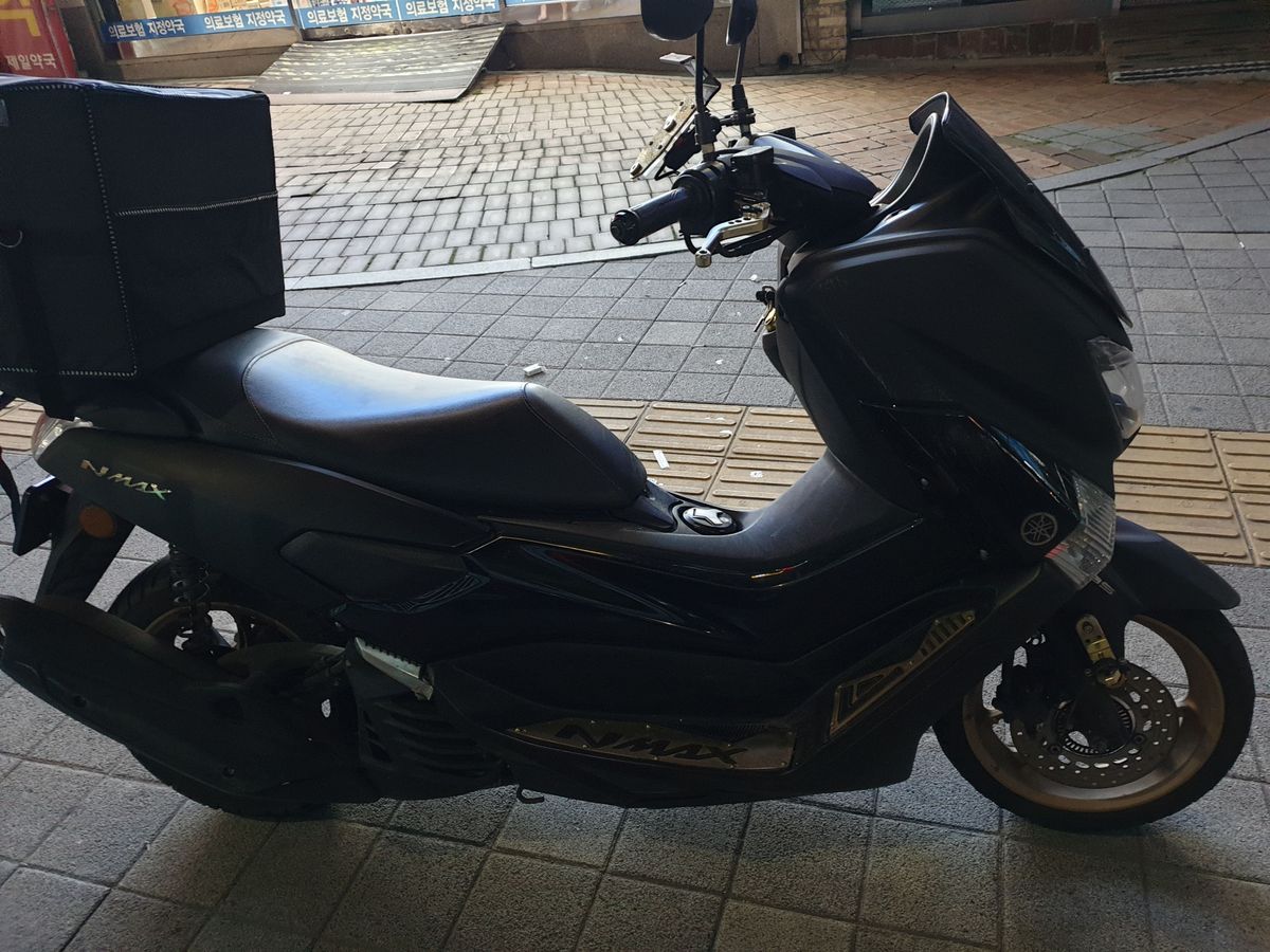 야마하 NMAX 125 main