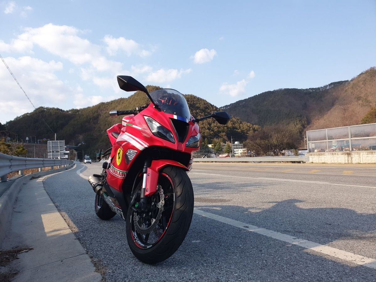 가와사키 닌자 ZX-6R more