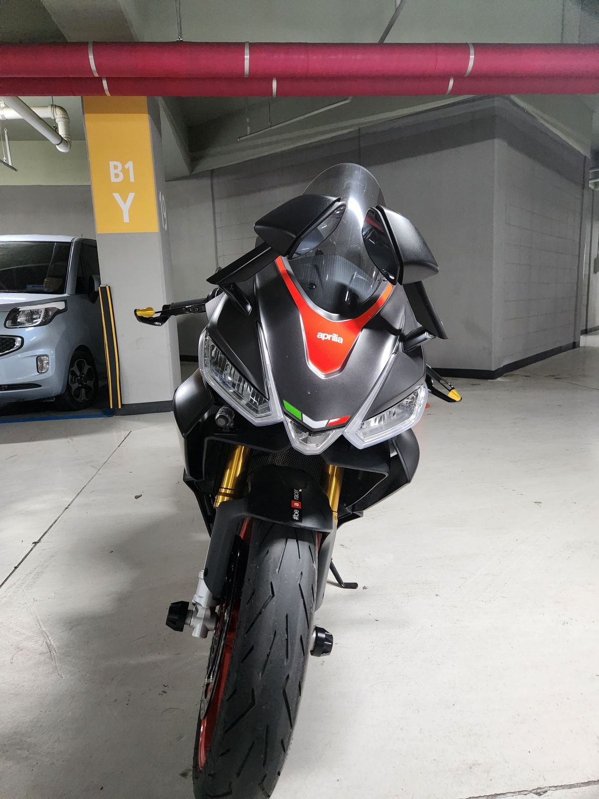 아프릴리아 RS 660 more