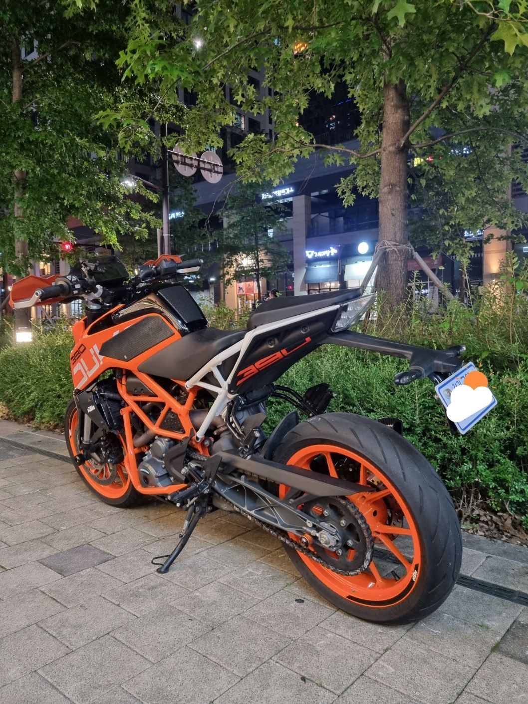 KTM 390 듀크 4