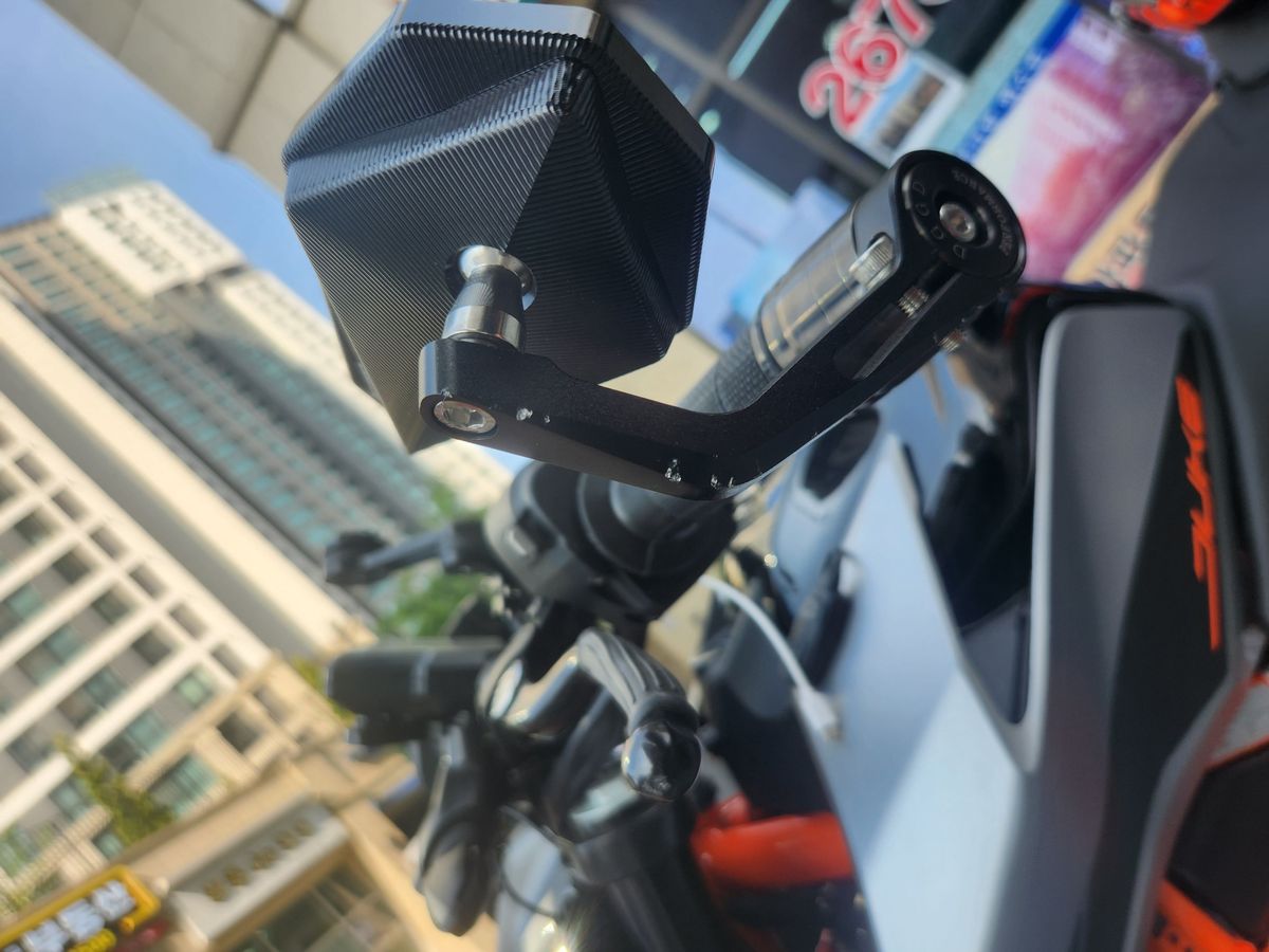 KTM 390 듀크 7