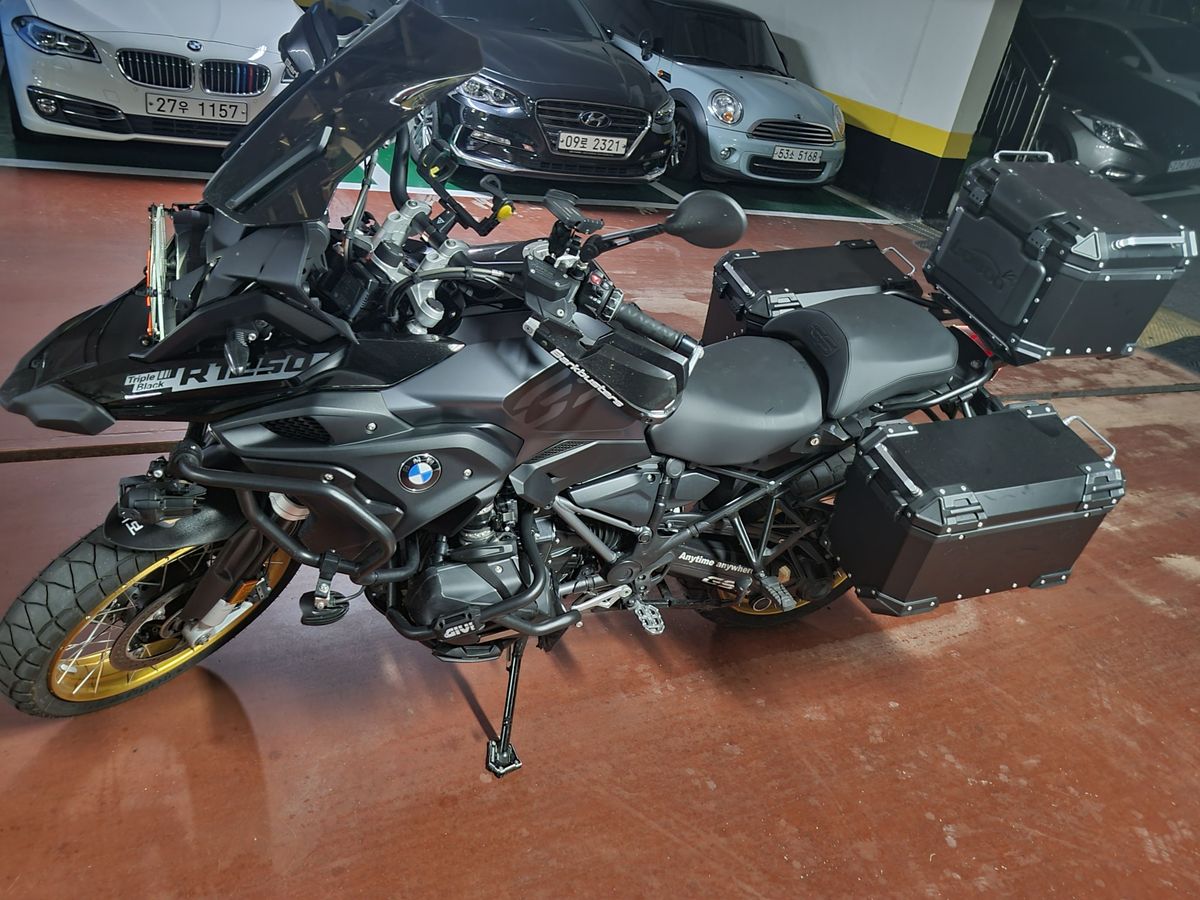 BMW R 1250 GS thumb 2