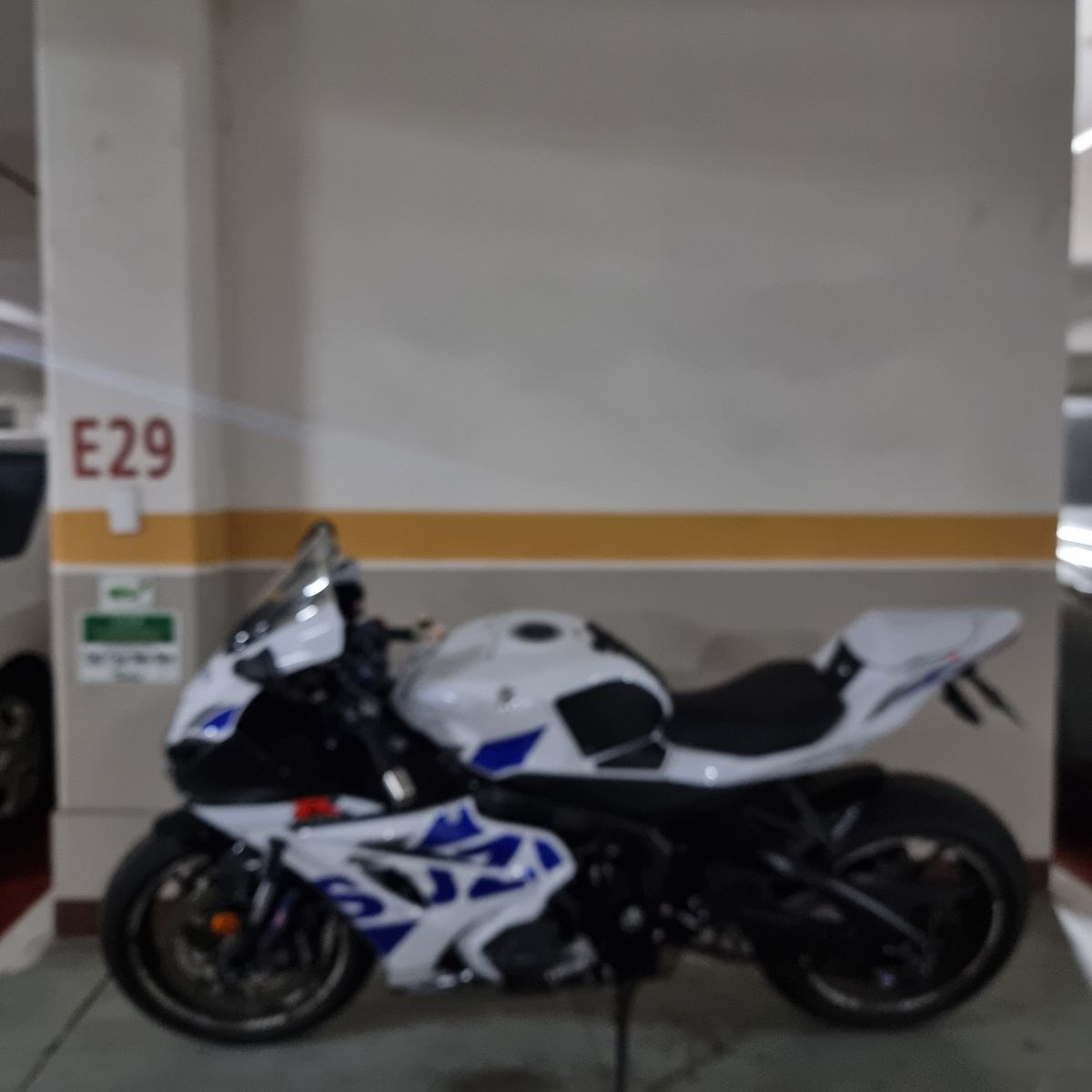 스즈키 GSX R 1000 R thumb 2