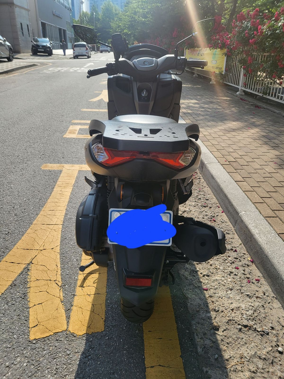 야마하 NMAX 125 4