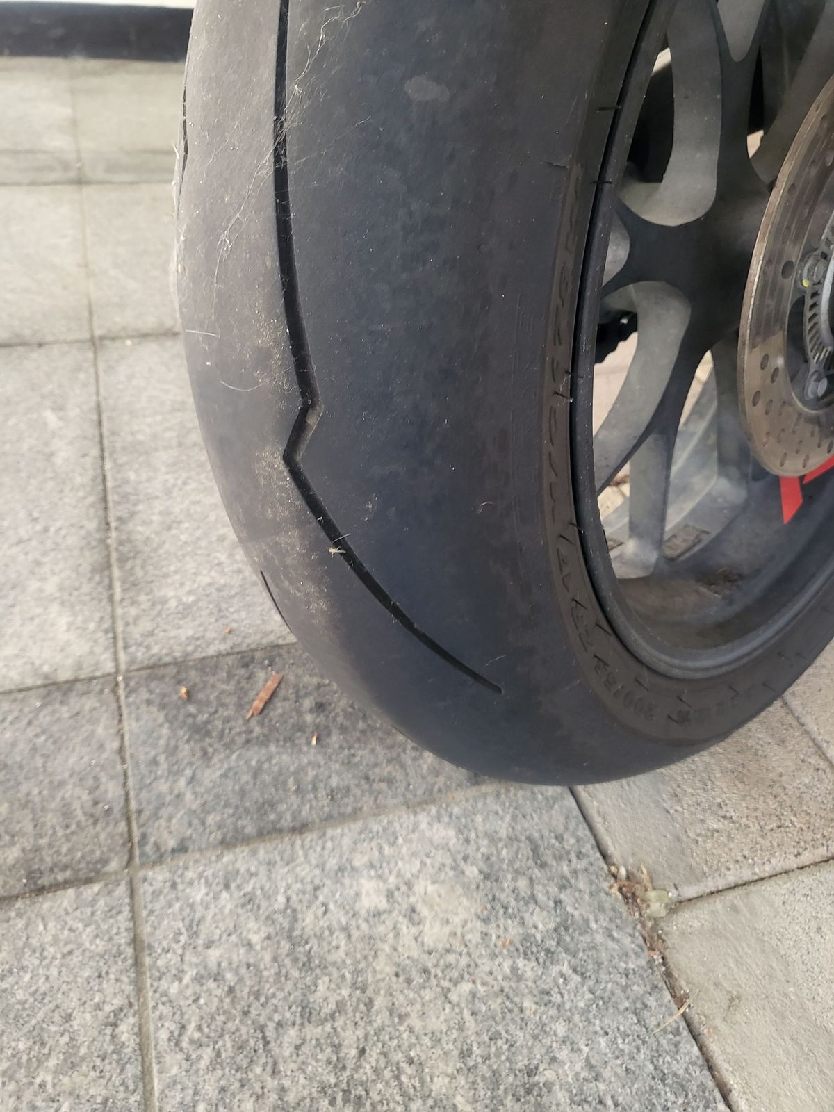 아프릴리아 RSV 4 RF 8