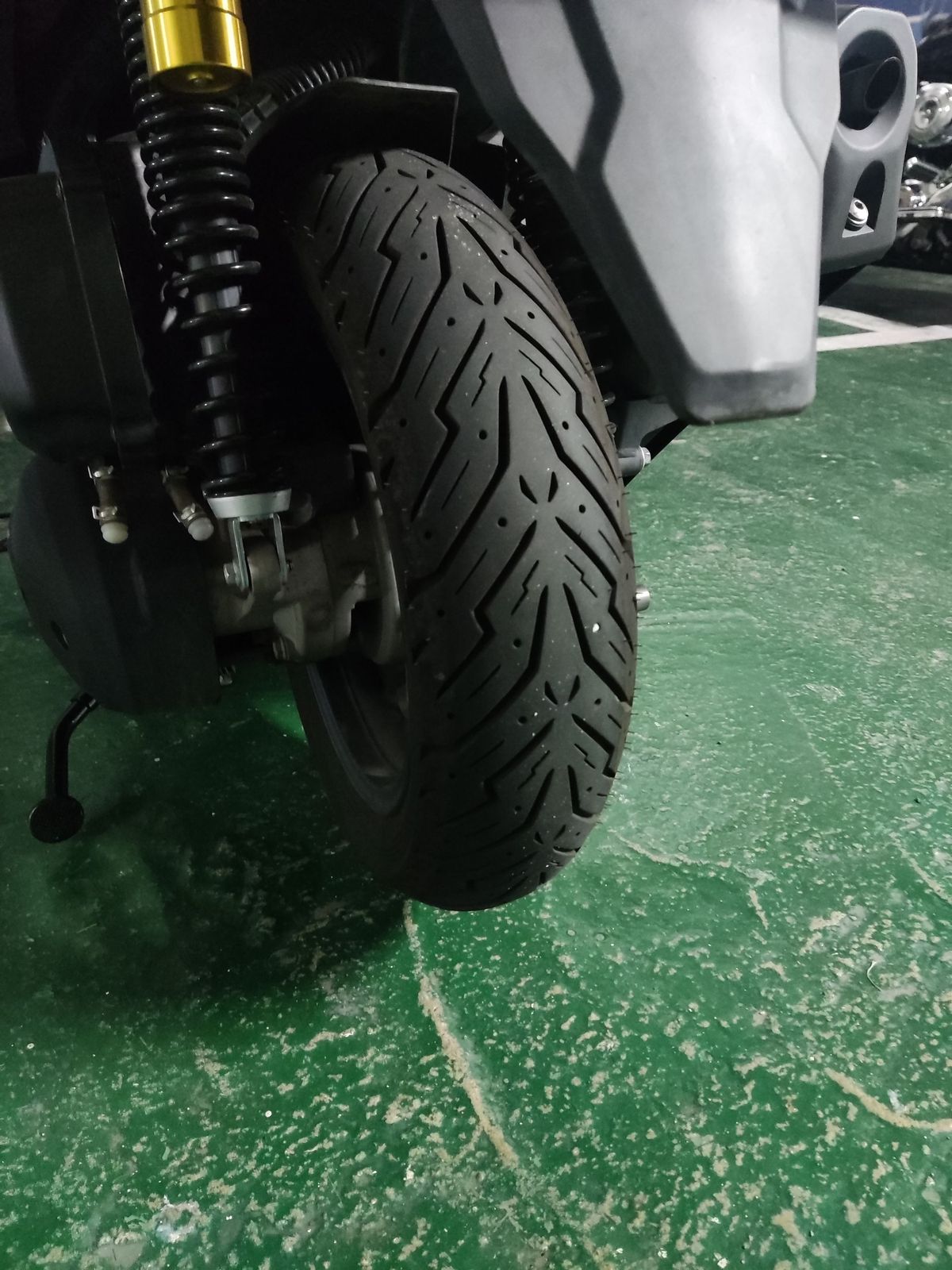 기타 ADV 125 9