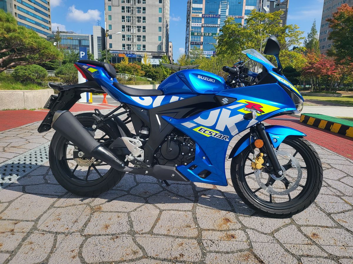 스즈키 GSX R 125 ABS 7