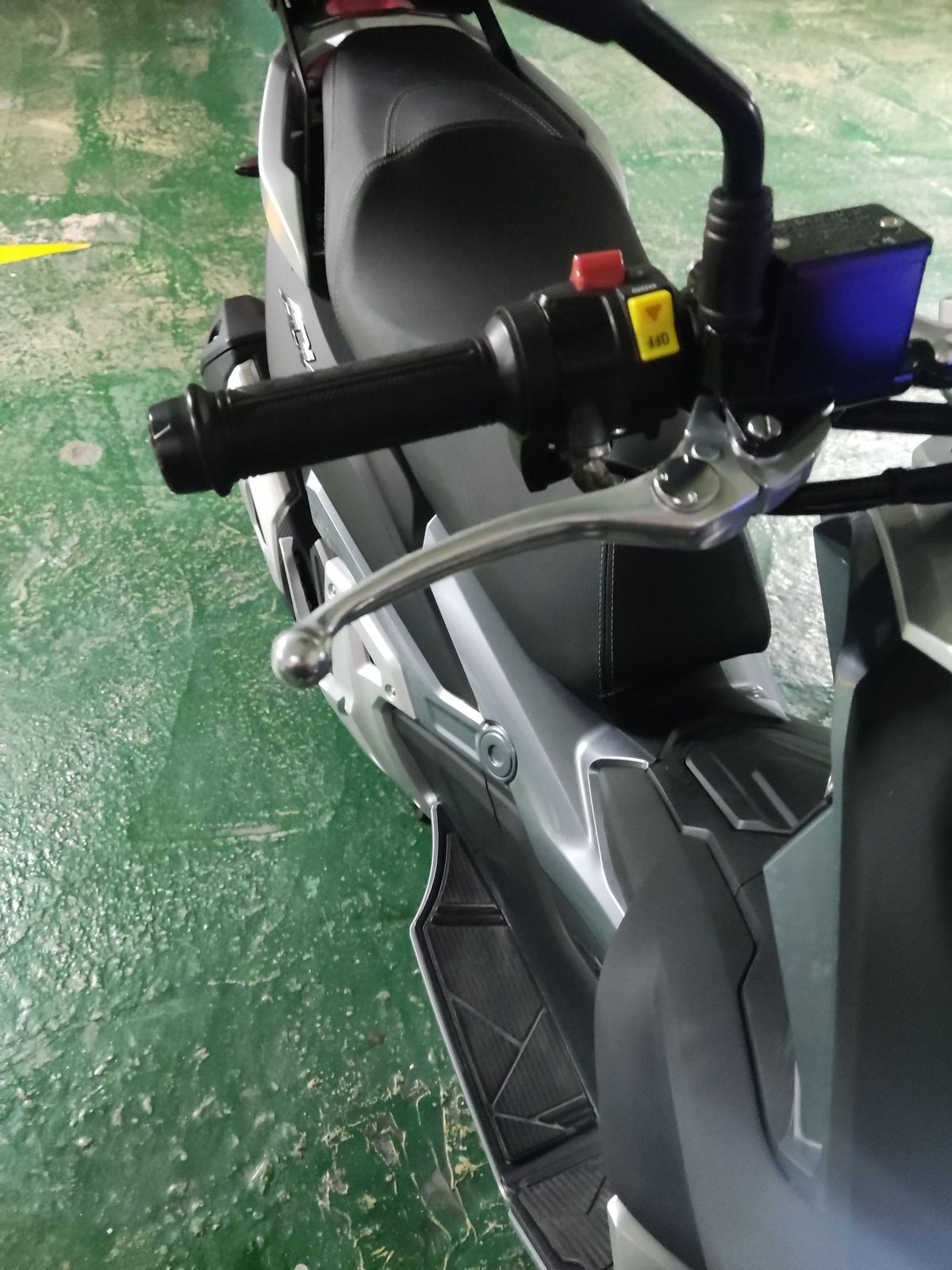 기타 ADV 125 11
