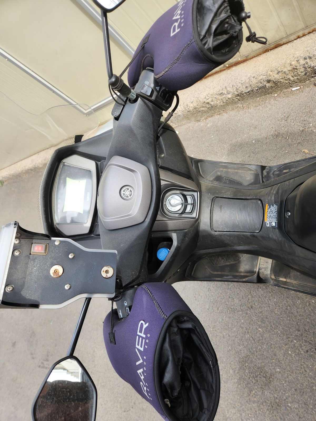 야마하 NMAX 125 6