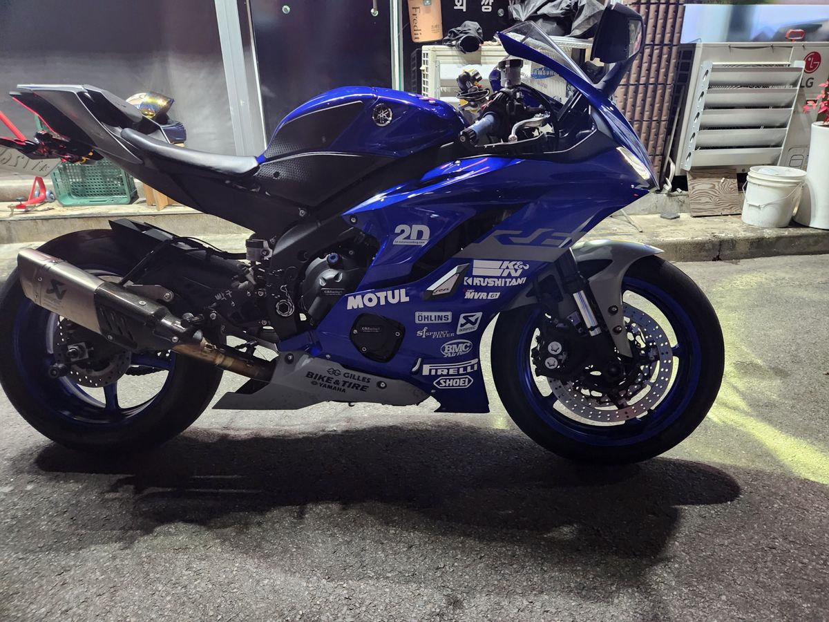 야마하 YZF R6 main