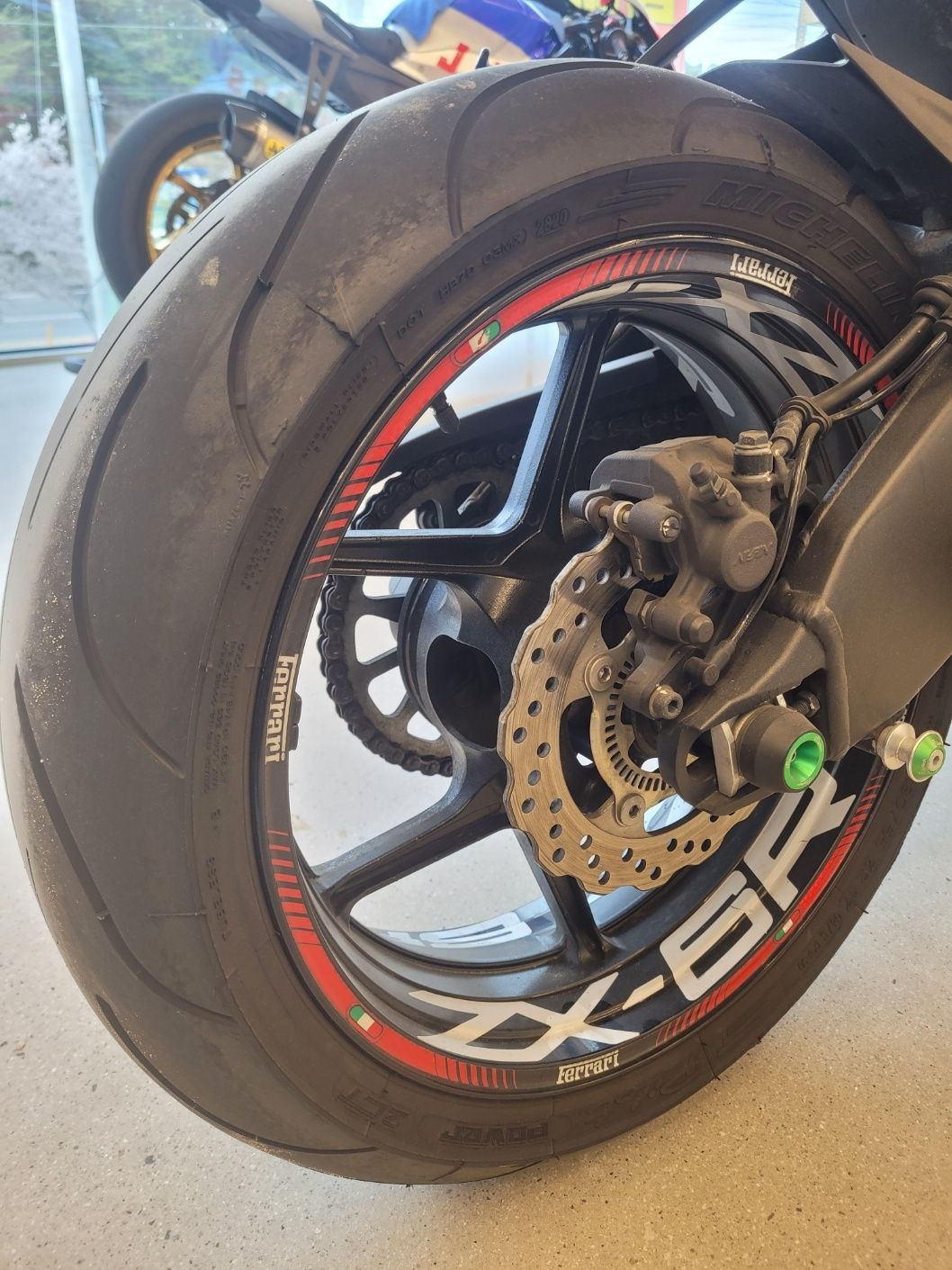 가와사키 닌자 ZX-6R 9