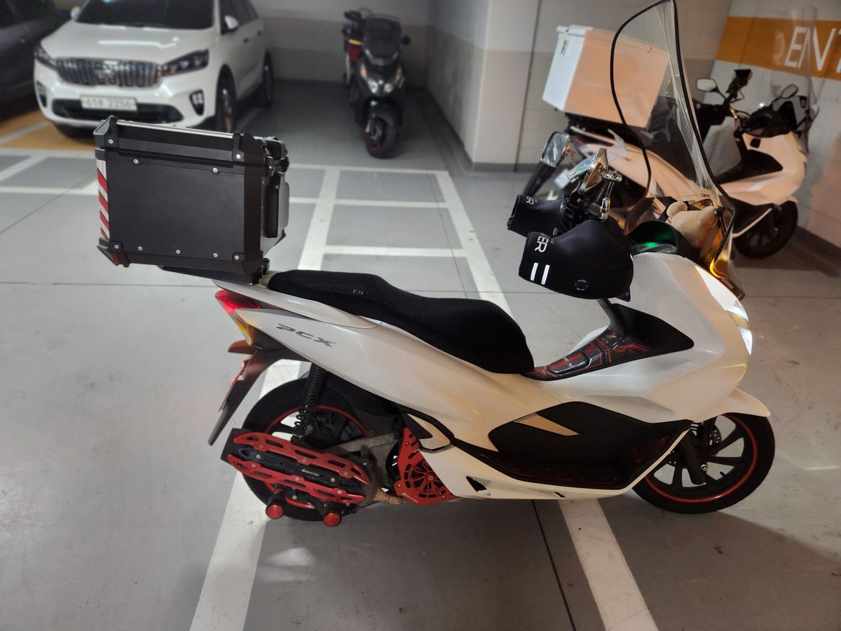 혼다 PCX 125 main