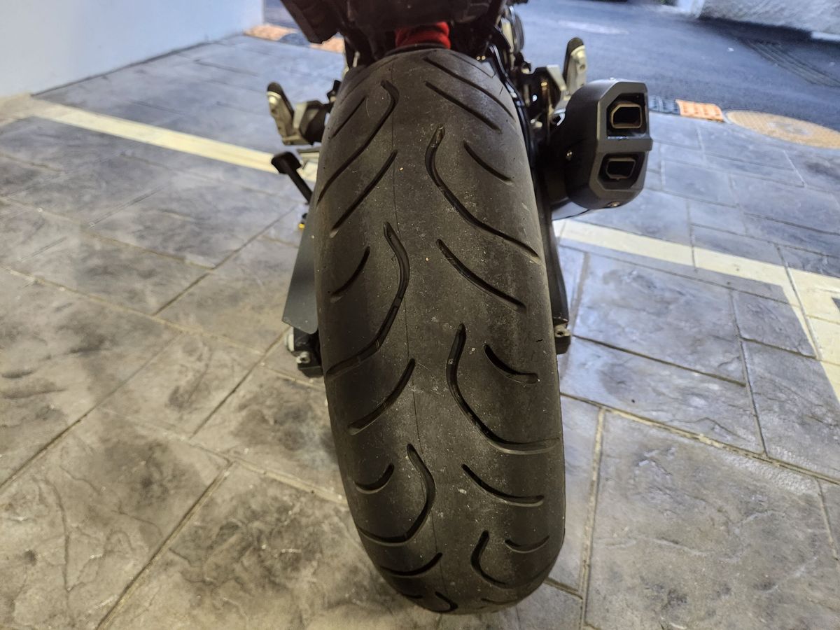 BMW F 900 XR 8