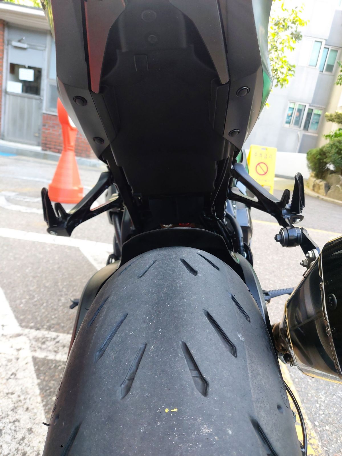 스즈키 GSX R 1000 R 블랙 에디션 11