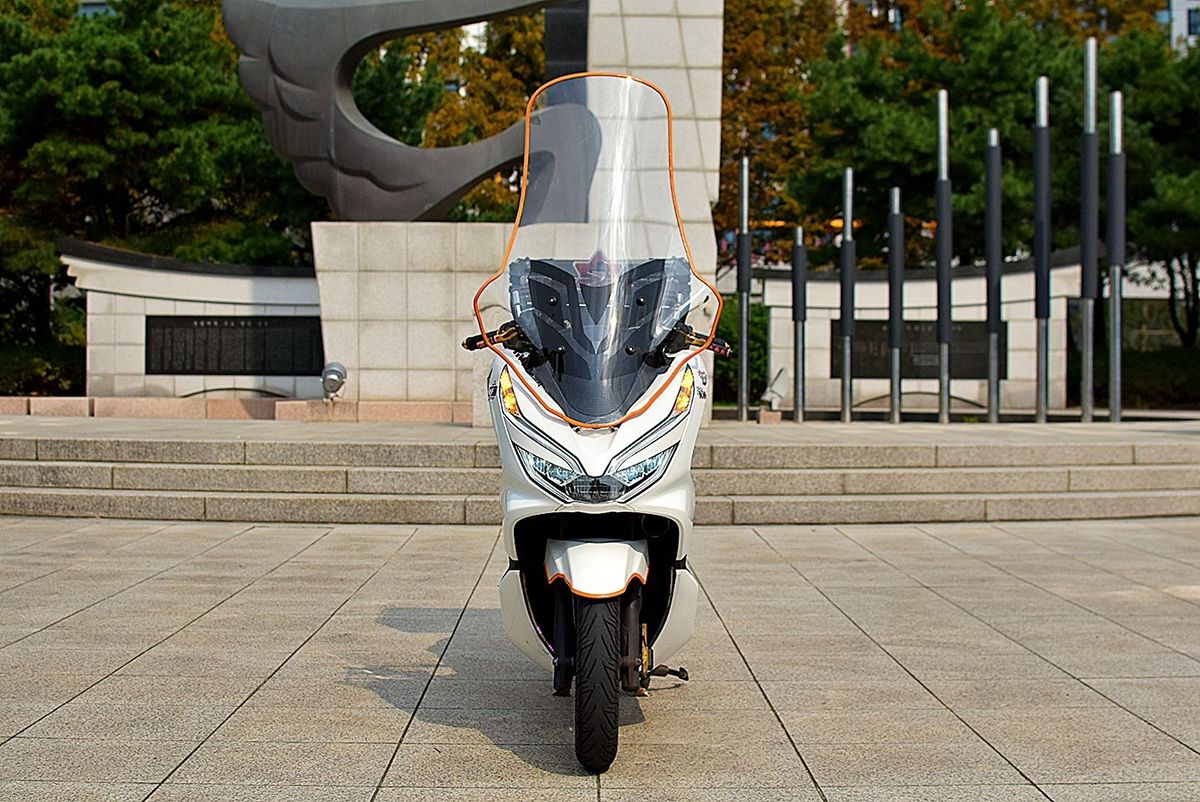혼다 PCX 125 more