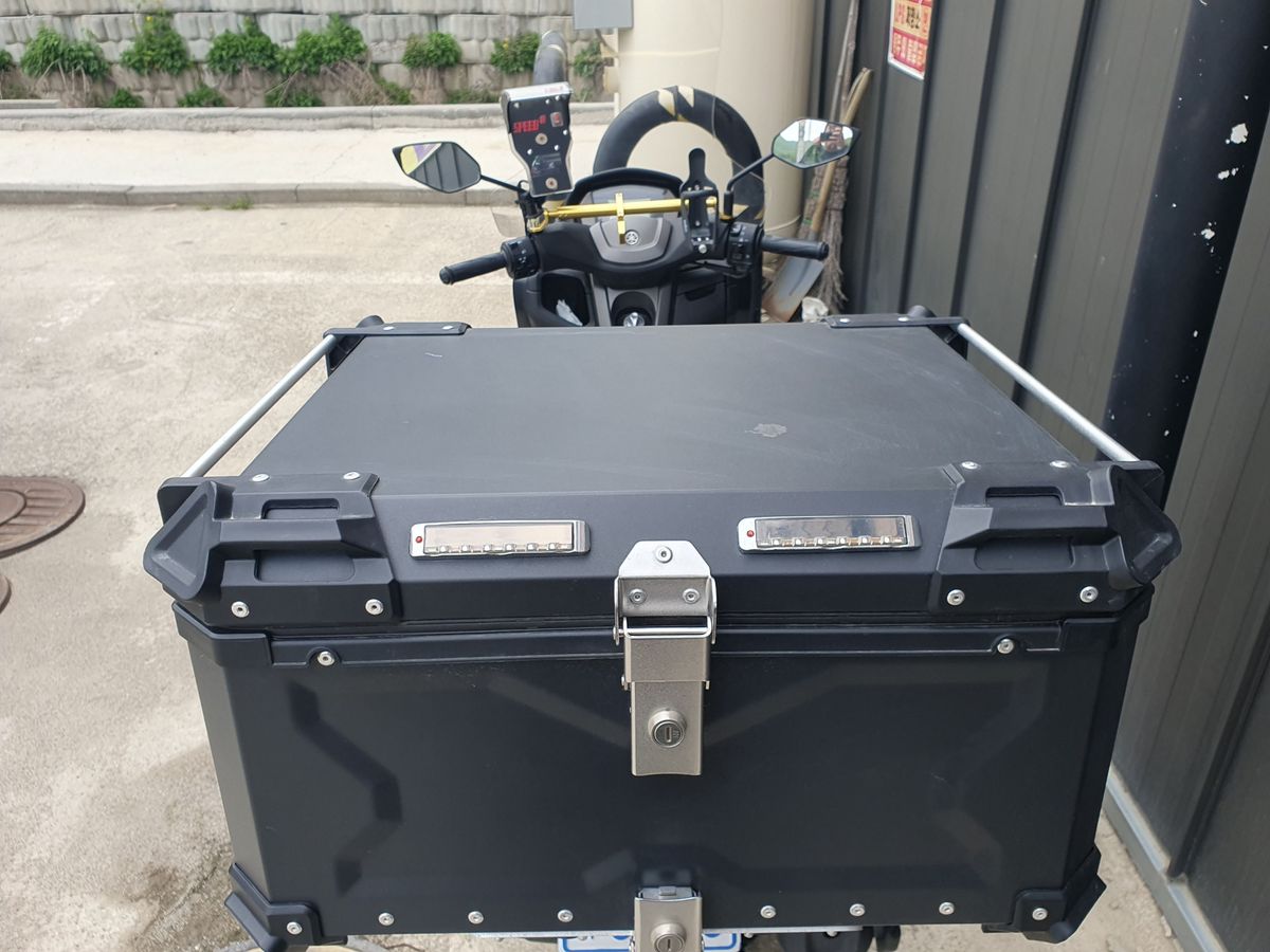 야마하 NMAX 125 4