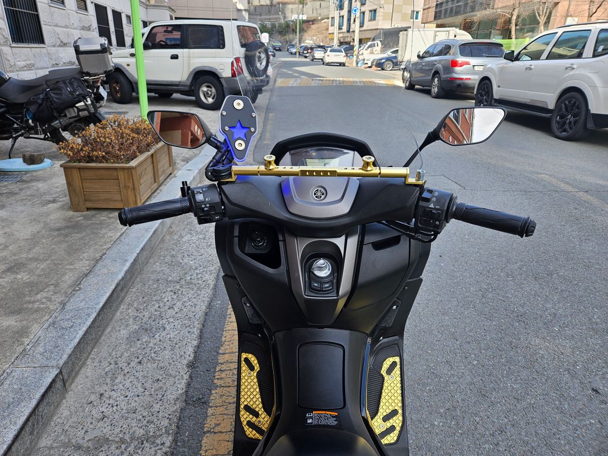 야마하 NMAX 155 6