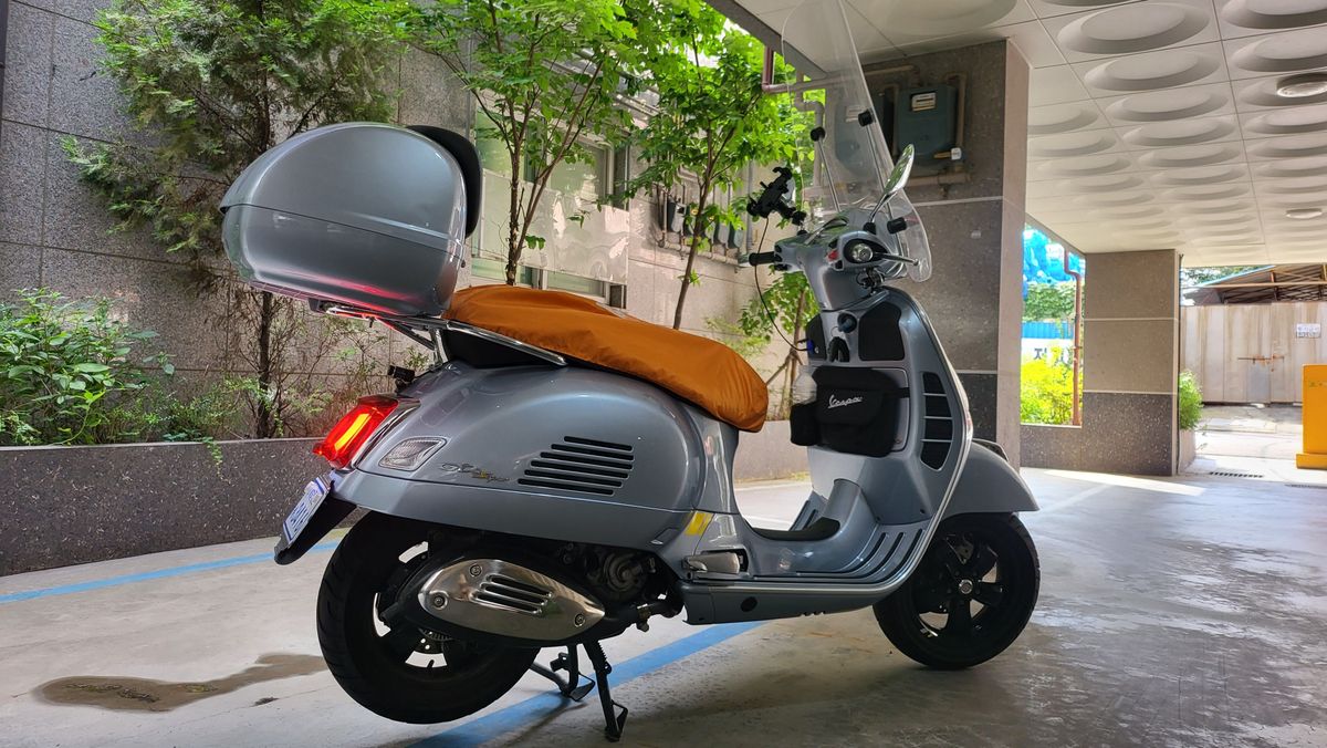 베스파 GTS 300 슈퍼테크 8