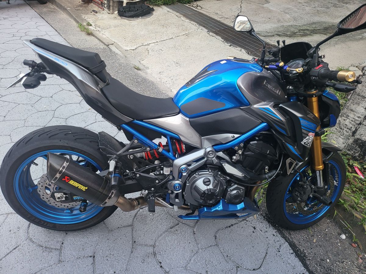 가와사키 Z 900 more