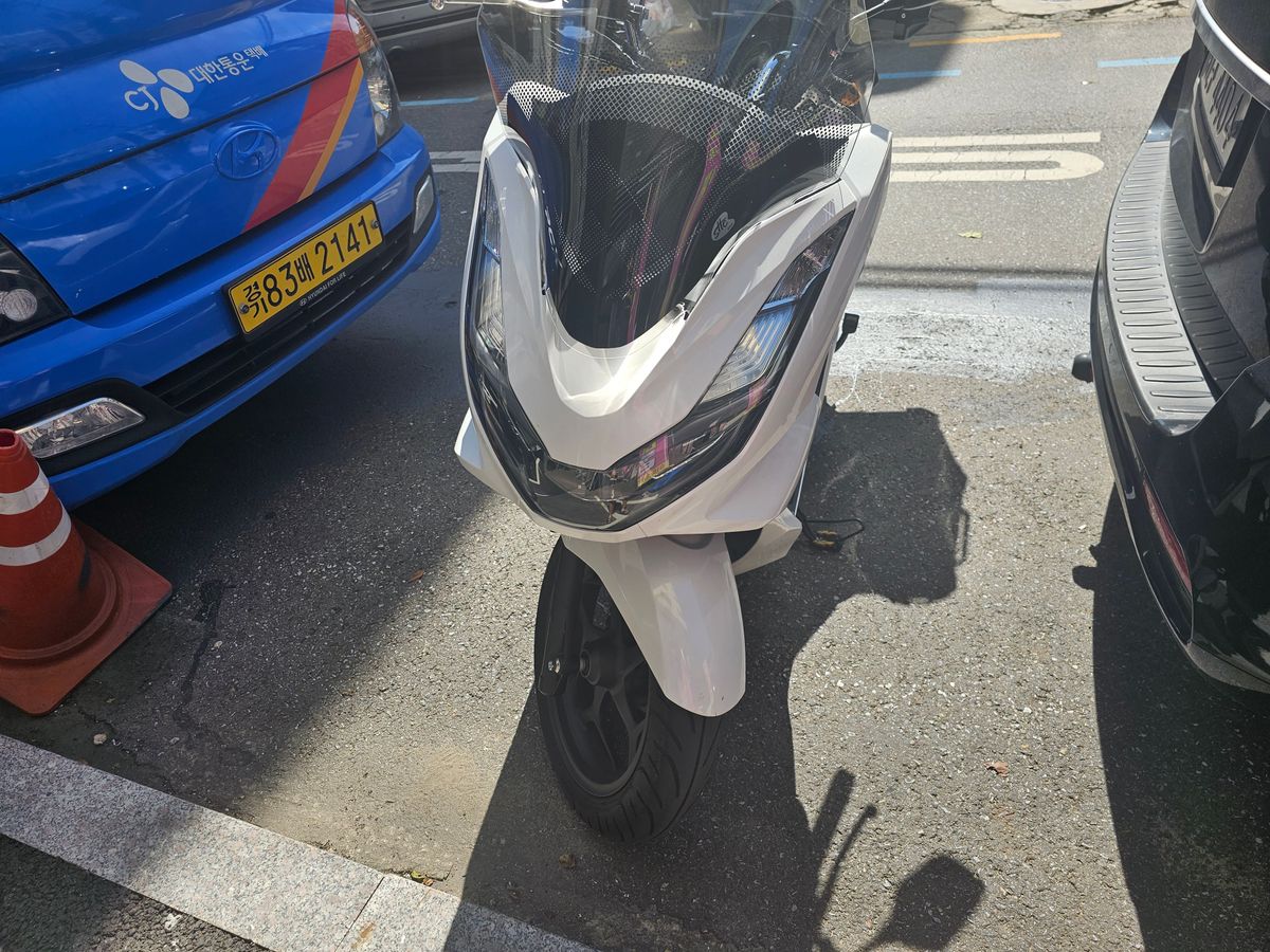 혼다 PCX 125 more