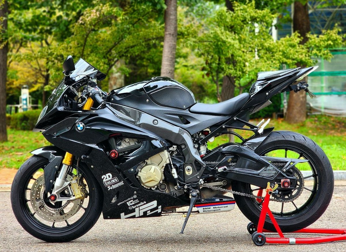 BMW S 1000 RR thumb 2