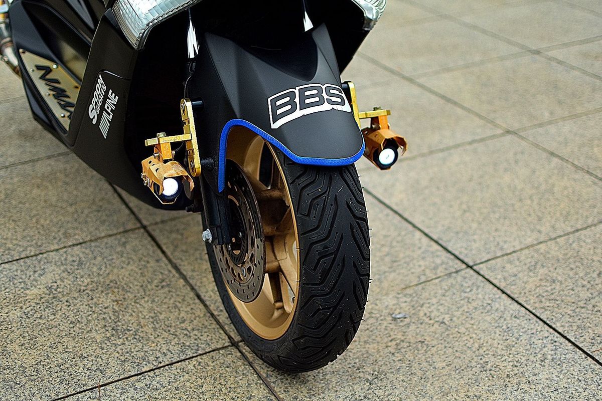 야마하 NMAX 125 7