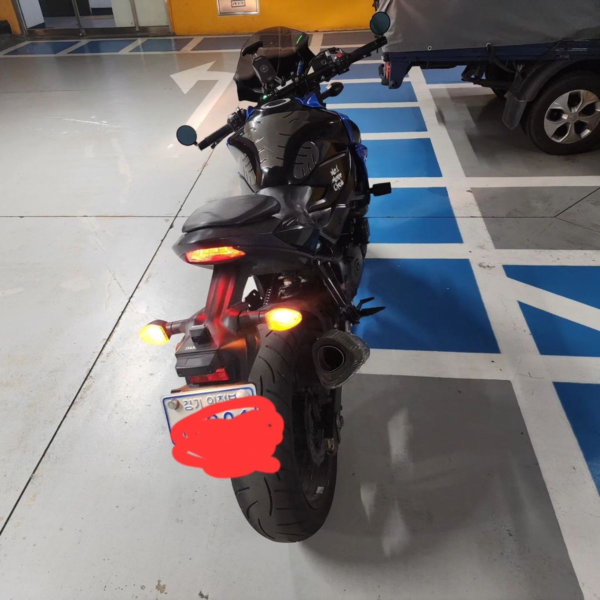 스즈키 GSX S 750 4