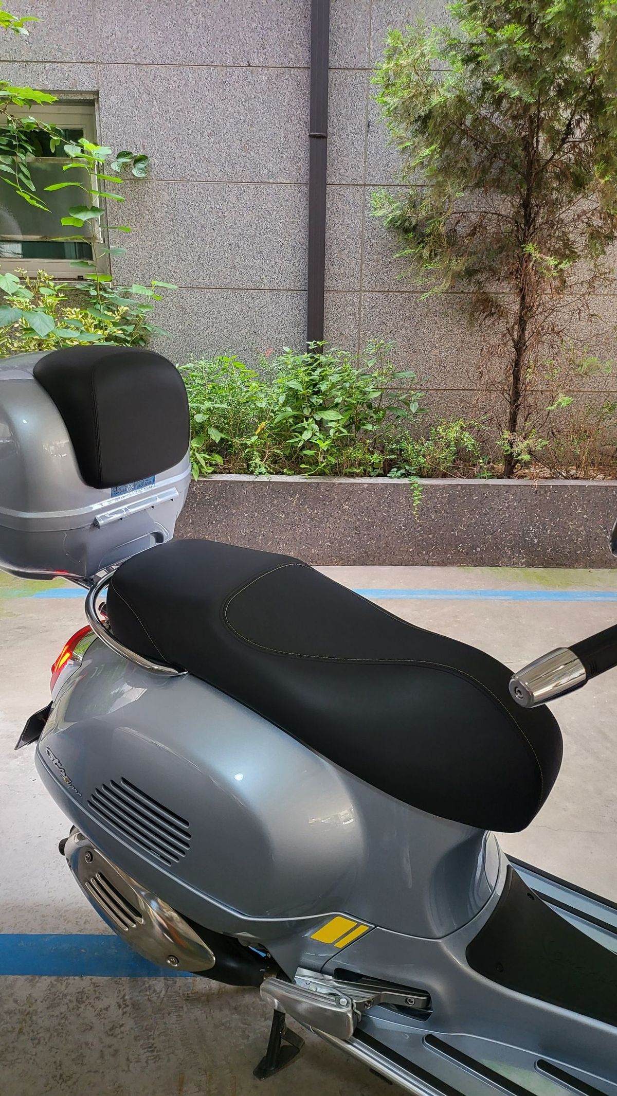 베스파 GTS 300 슈퍼테크 more