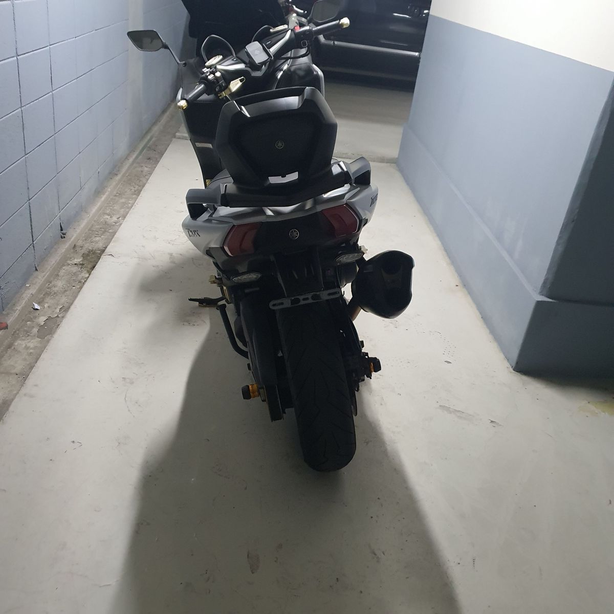 야마하 TMAX DX 4