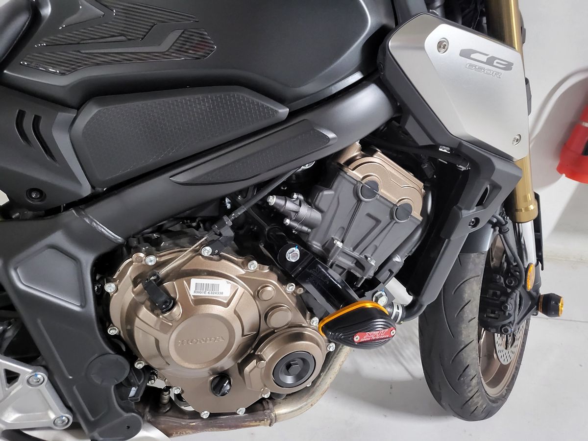 혼다 CB 650 R 7