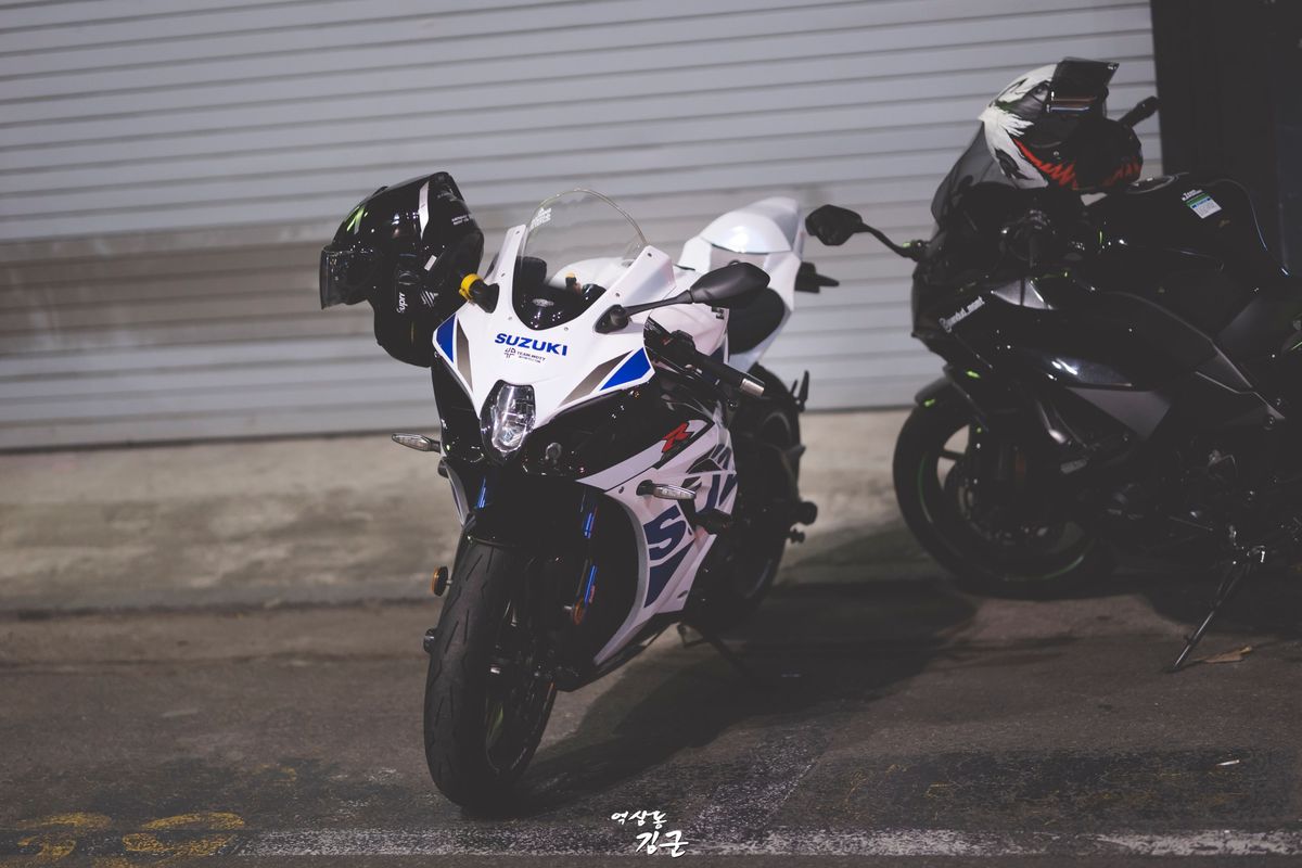 스즈키 GSX R 1000 R more