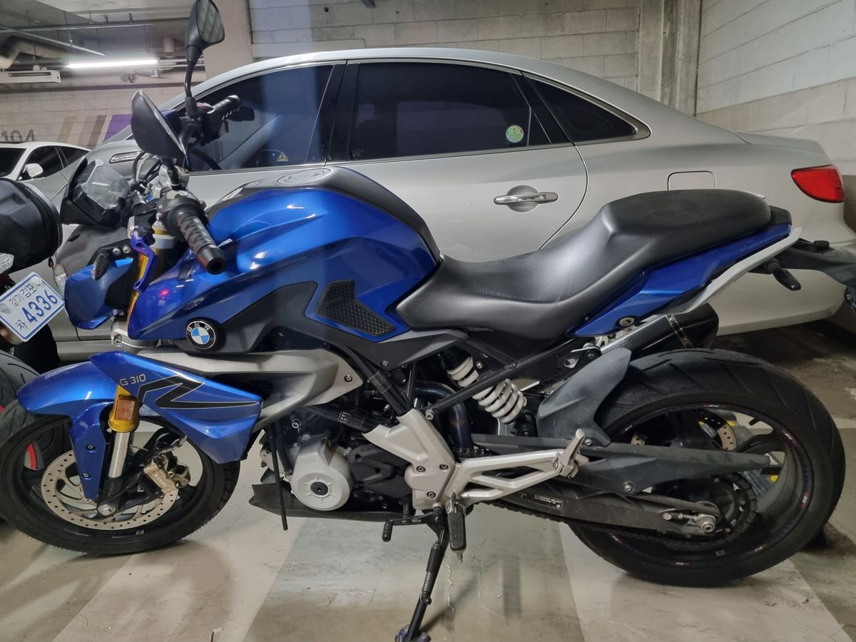 BMW G 310 R thumb 2