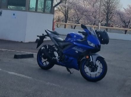 야마하 YZF R3 main