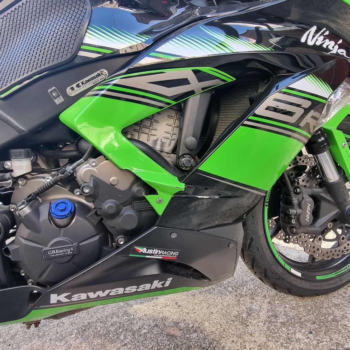 가와사키 닌자 ZX-6R 7