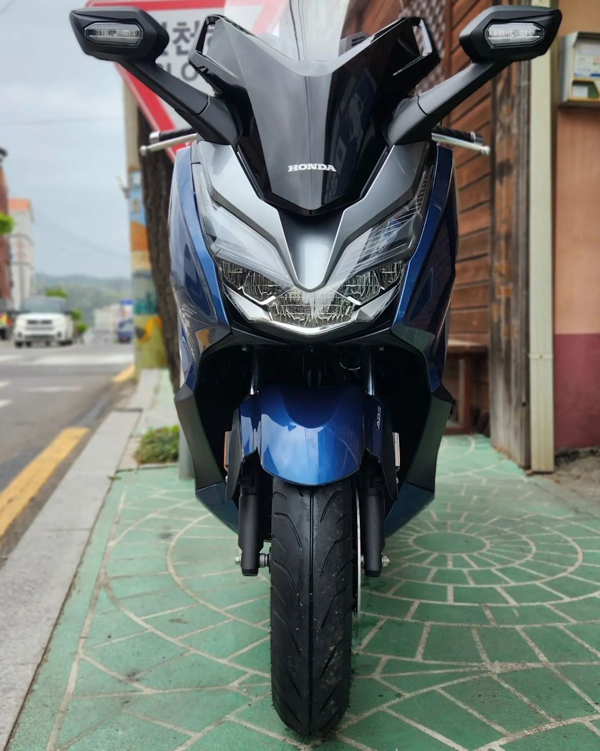혼다 올 뉴 포르자 300 more