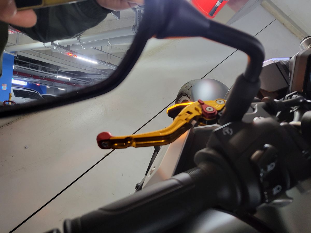 혼다 CB 650 R 6