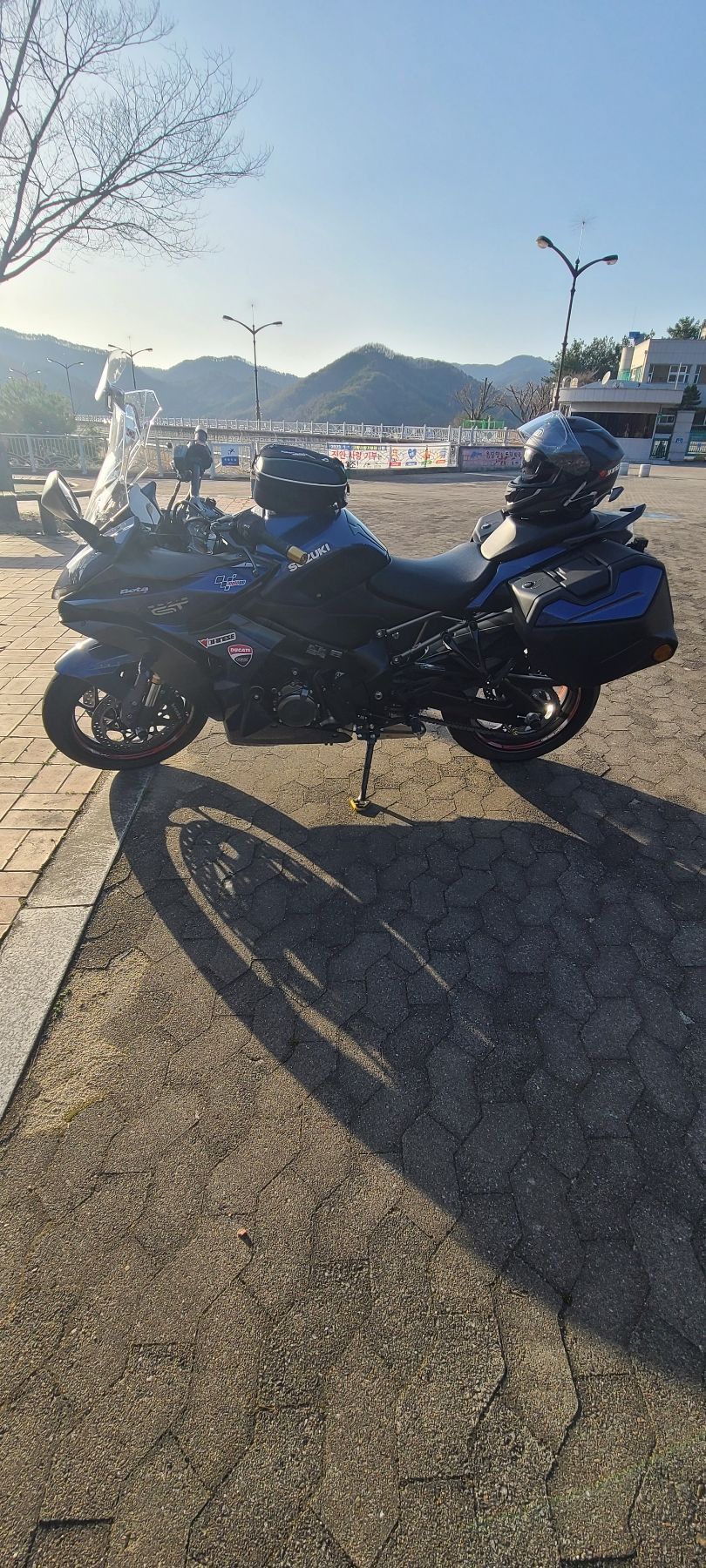 스즈키 GSX S 1000 GT thumb 2