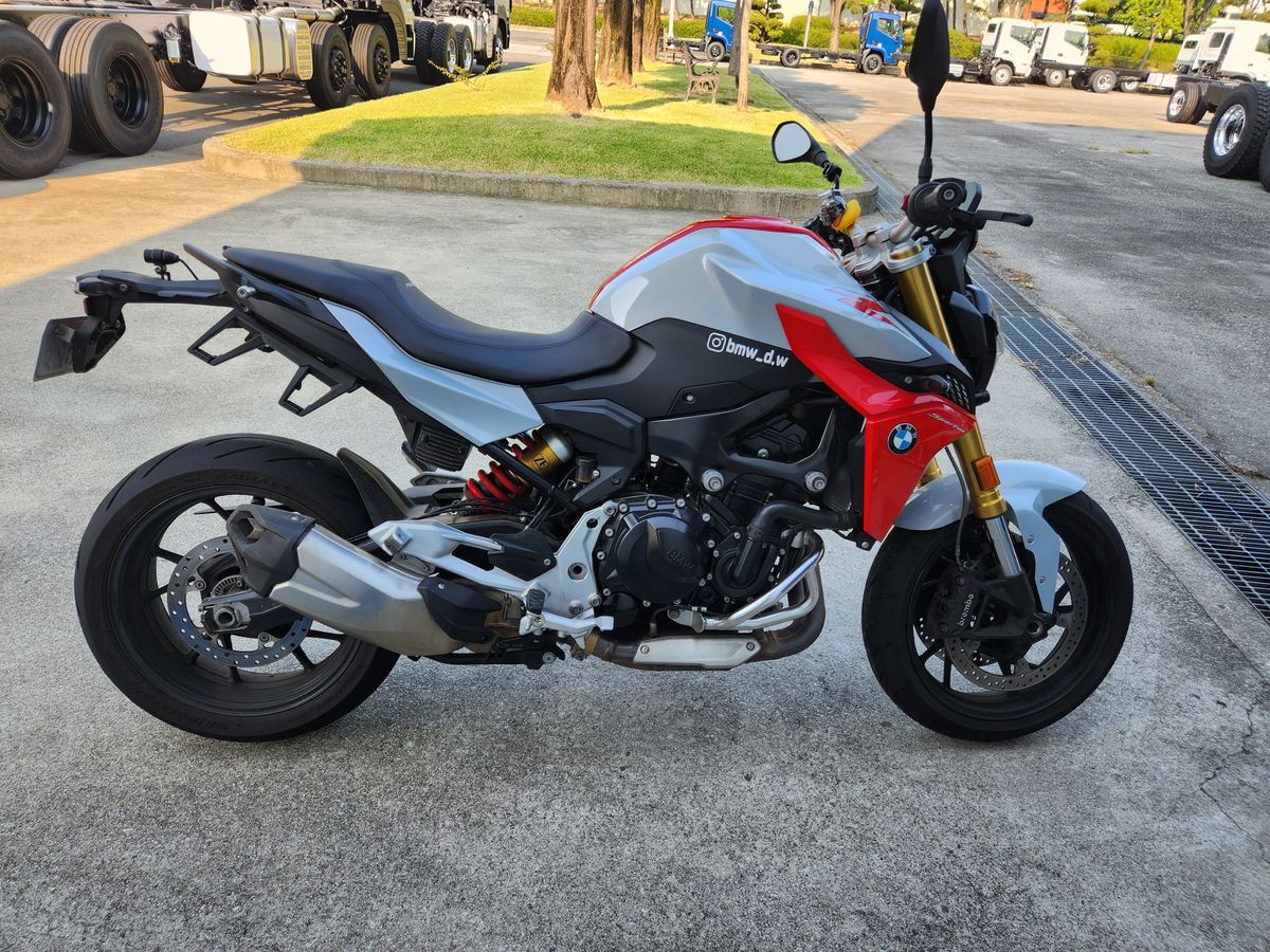 BMW F 900 R main