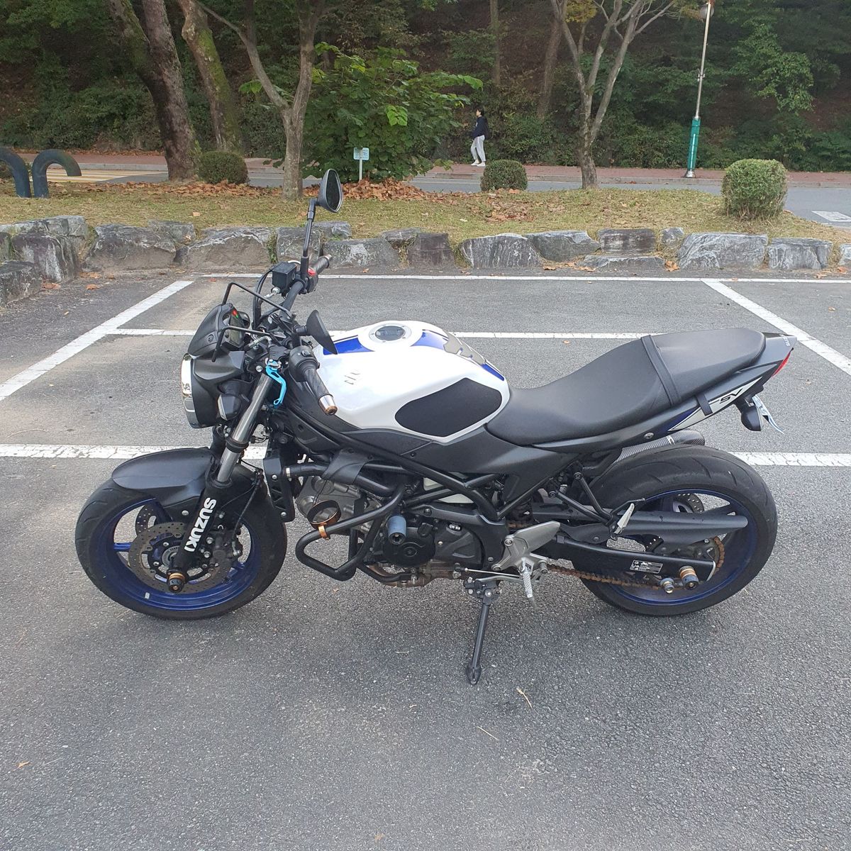 스즈키 SV 650 thumb 2