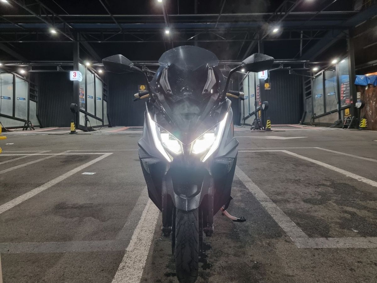킴코 AK 550 i more