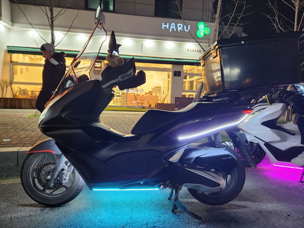 혼다 PCX 125 thumb 2