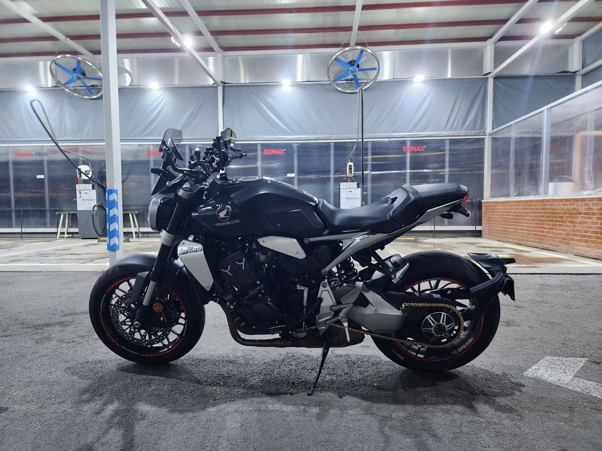 혼다 CB 1000 R thumb 2