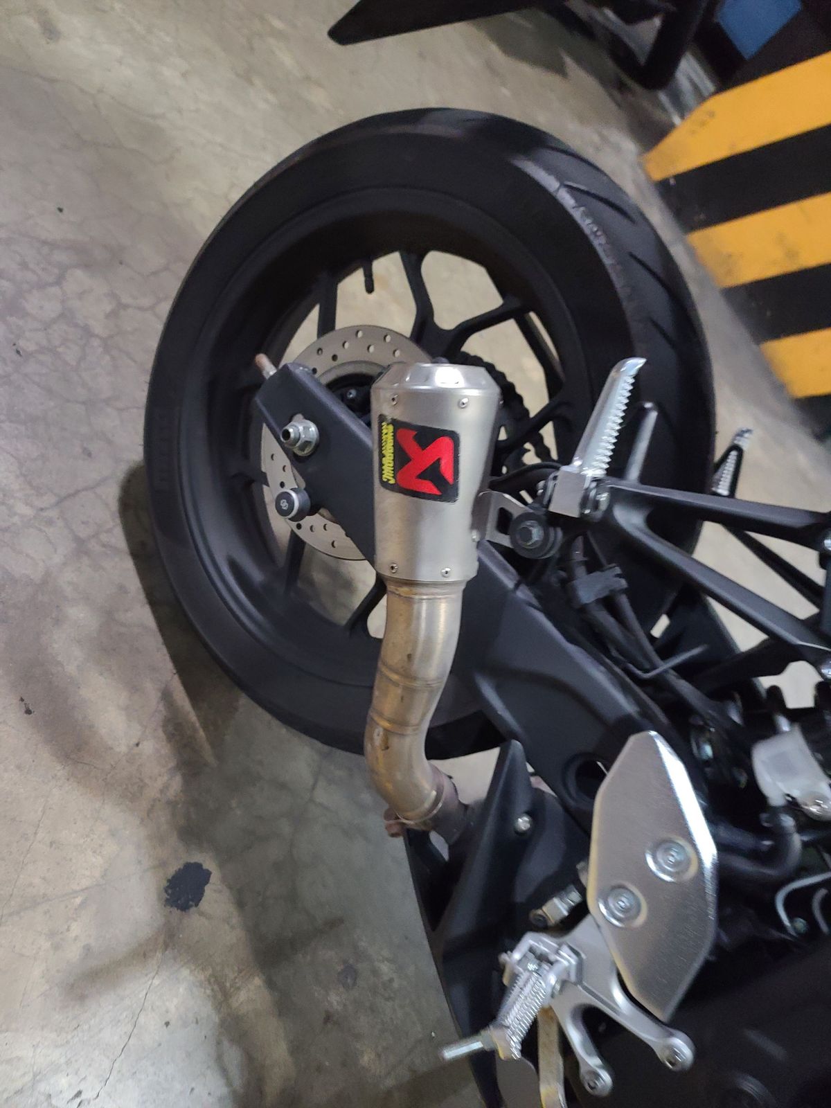 야마하 YZF R3 9