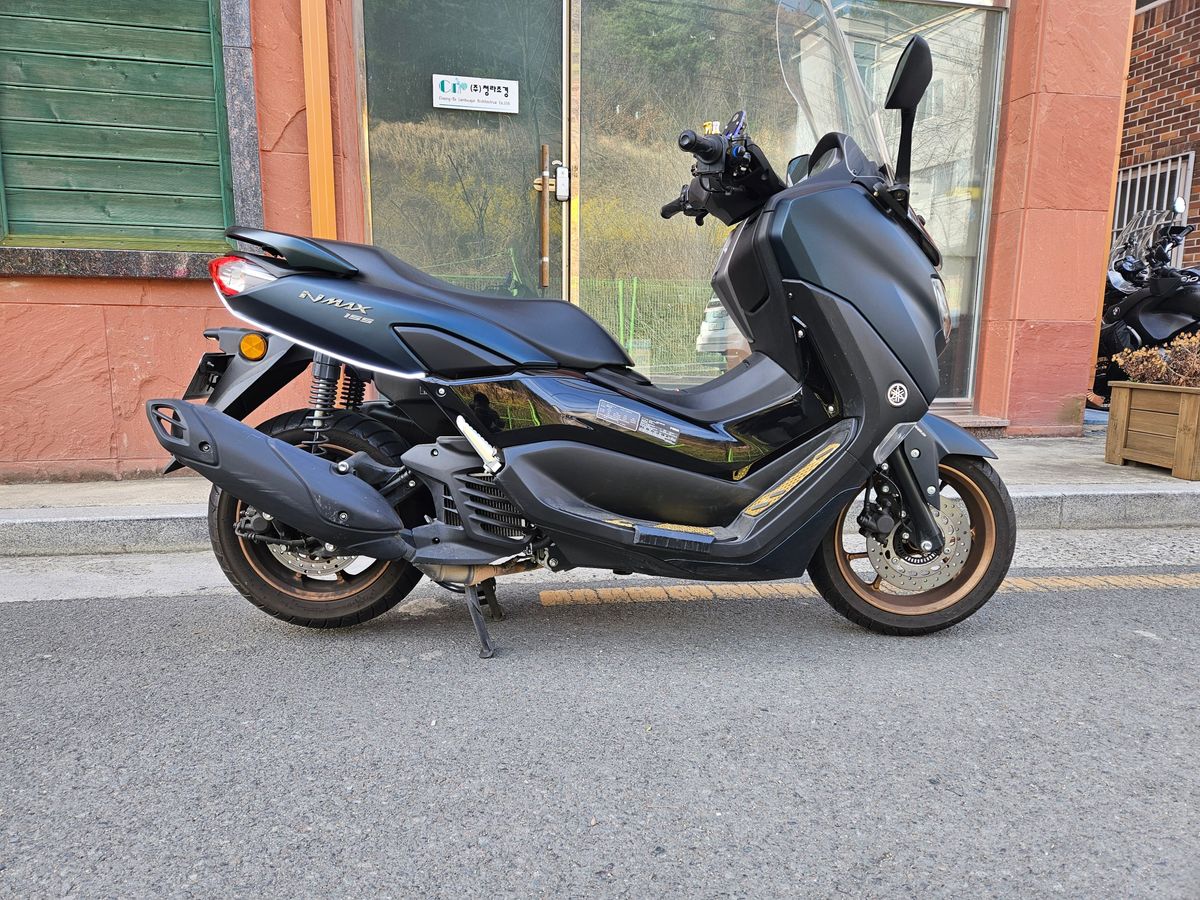 야마하 NMAX 155 main