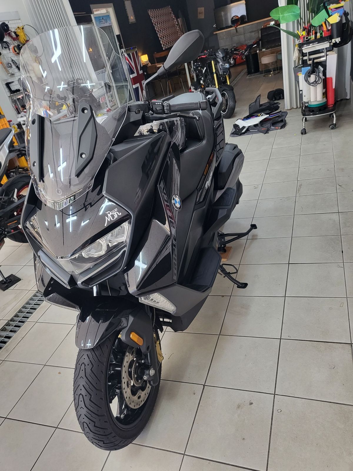 BMW C 400 GT more