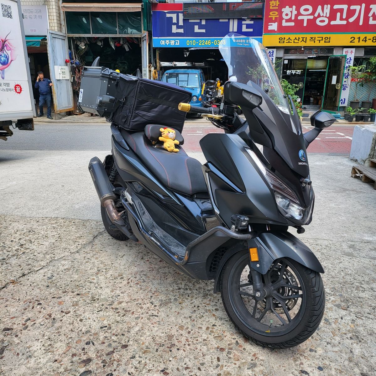 혼다 포르자 350 main
